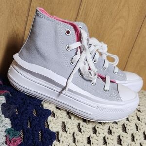 Girls Converse